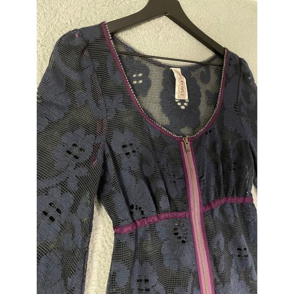 Free People Navy Lace Mini Dress Small Boho Sheer Bell Sleeve Festival Outfit - Picture 9 of 12